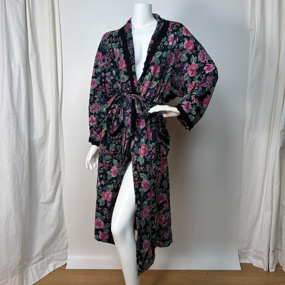 VINTAGE- Victoria’s Secret Gold Label 90s Floral 100% Cotton Robe